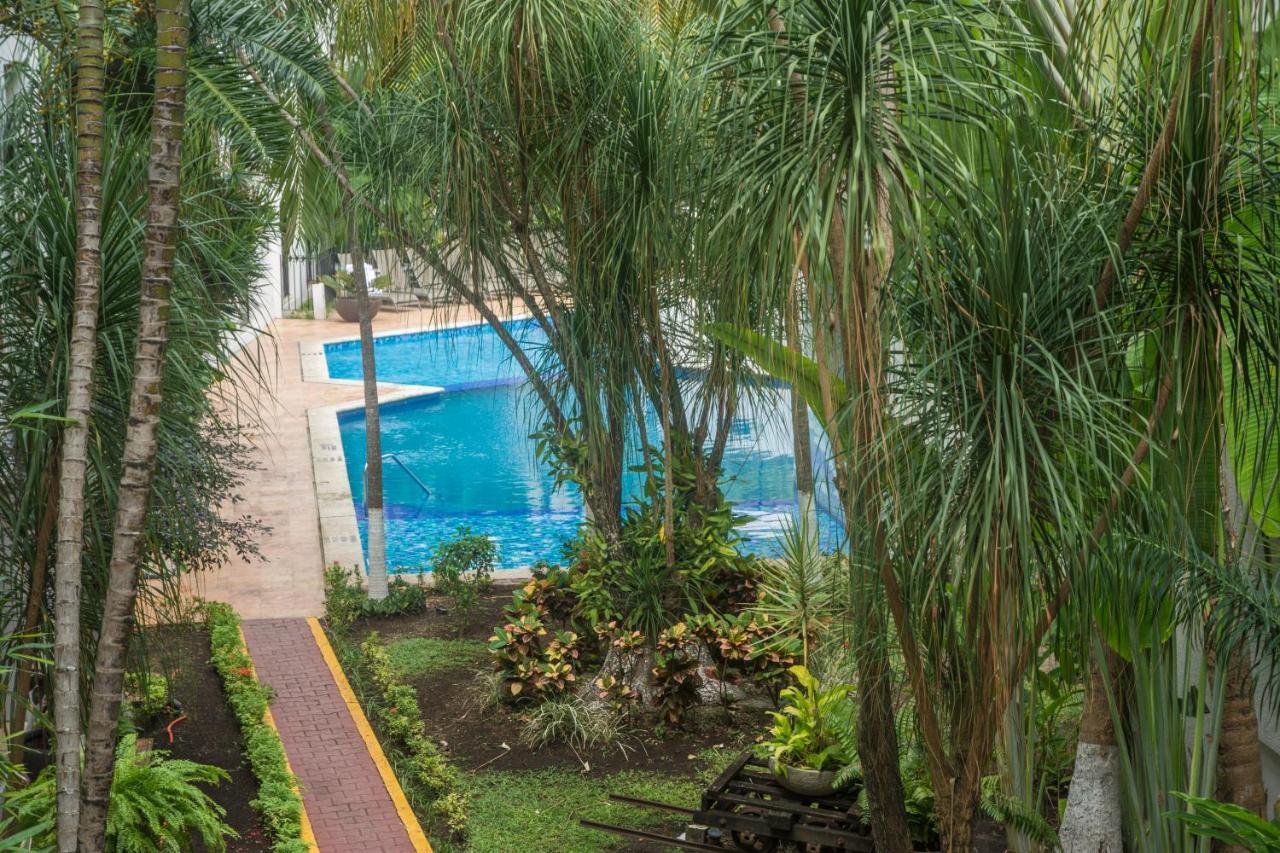 Continental Caribe Bay Hotel Chetumal Exterior photo