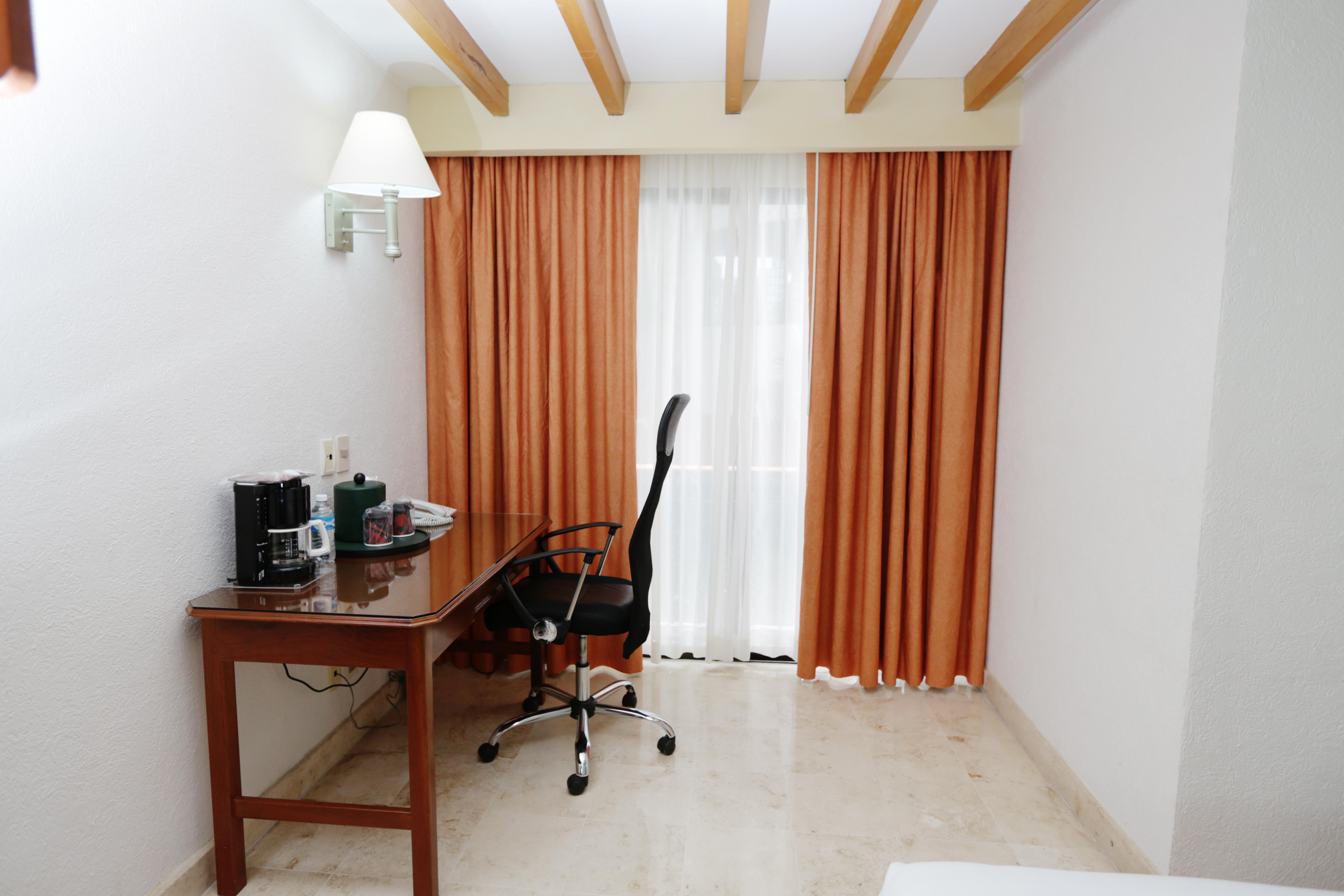 Continental Caribe Bay Hotel Chetumal Exterior photo