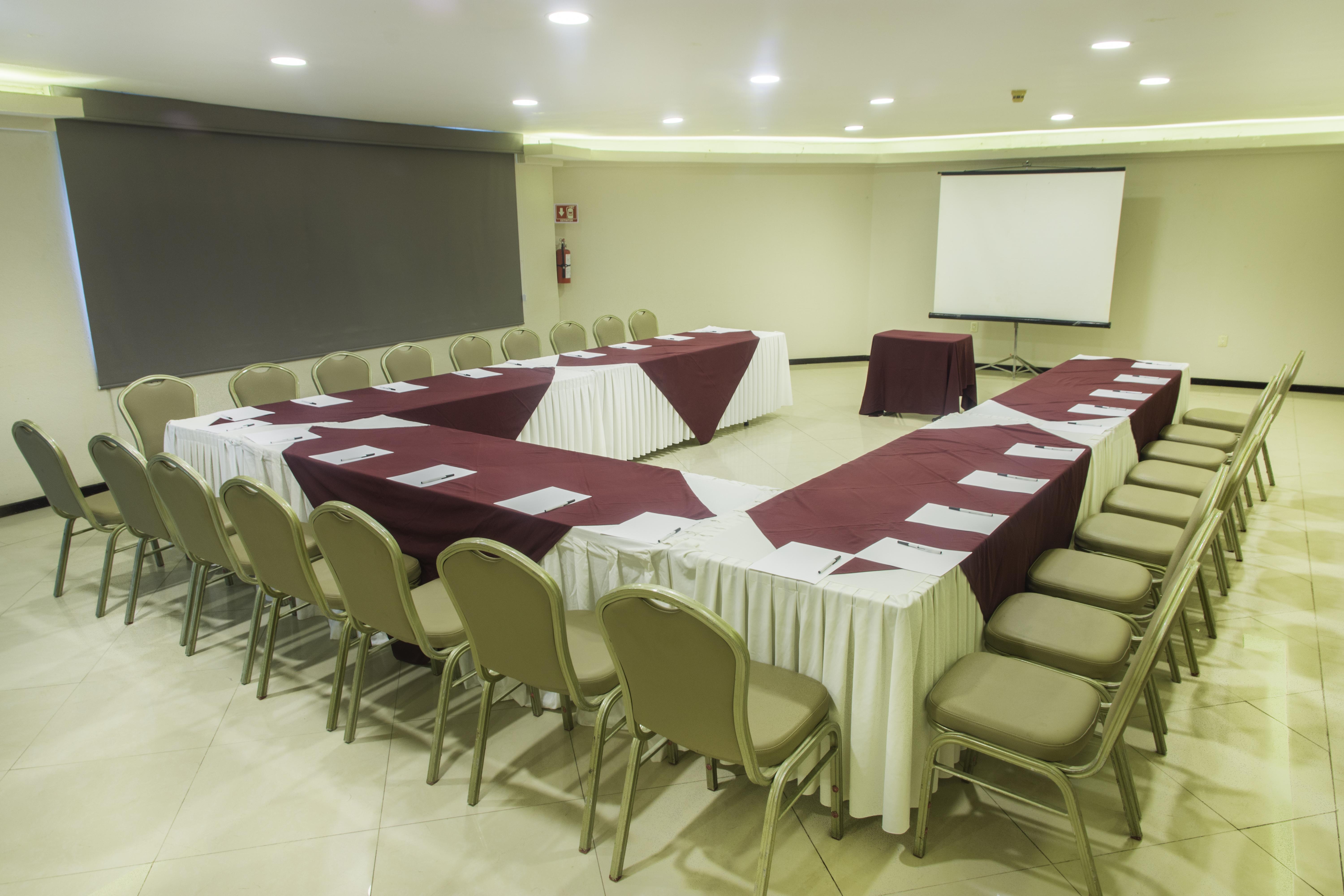 Continental Caribe Bay Hotel Chetumal Exterior photo