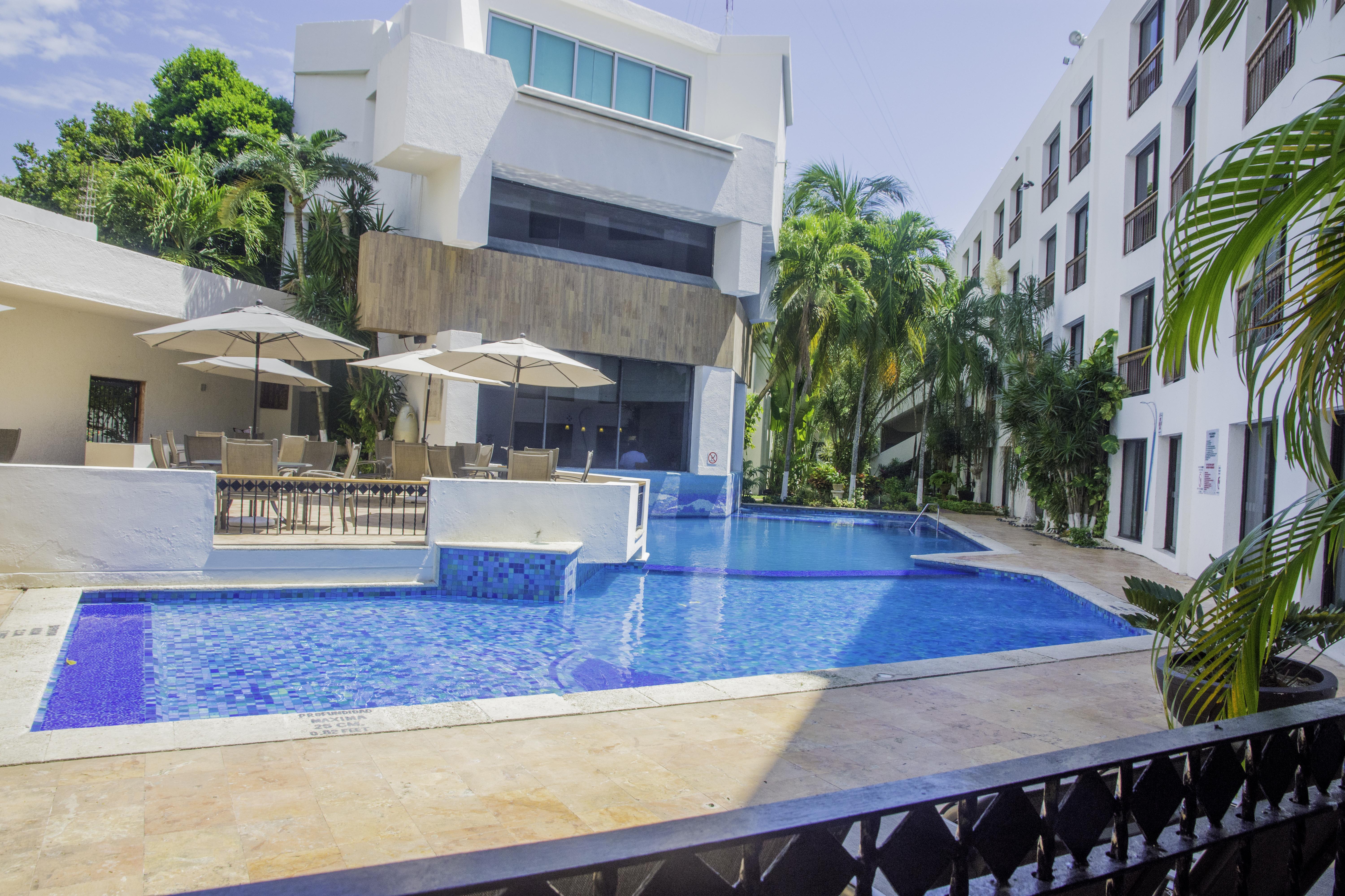 Continental Caribe Bay Hotel Chetumal Exterior photo