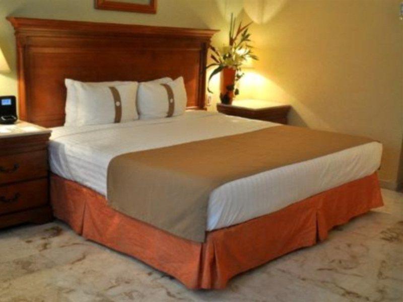 Continental Caribe Bay Hotel Chetumal Exterior photo