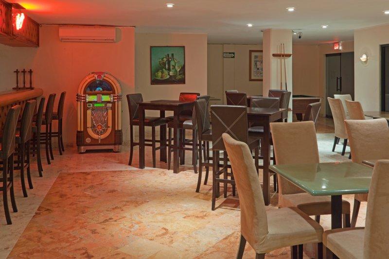 Continental Caribe Bay Hotel Chetumal Restaurant photo
