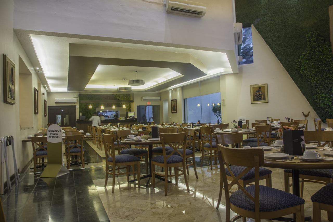 Continental Caribe Bay Hotel Chetumal Exterior photo