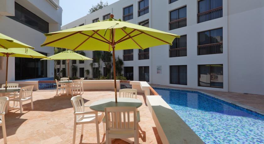 Continental Caribe Bay Hotel Chetumal Exterior photo